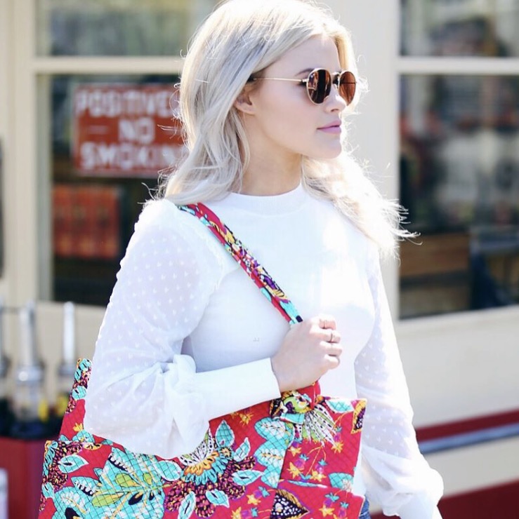 Giveaway with The Lady Bag! - Witney Carson