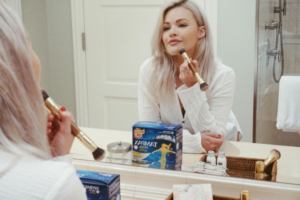 Witney Carson Tampax